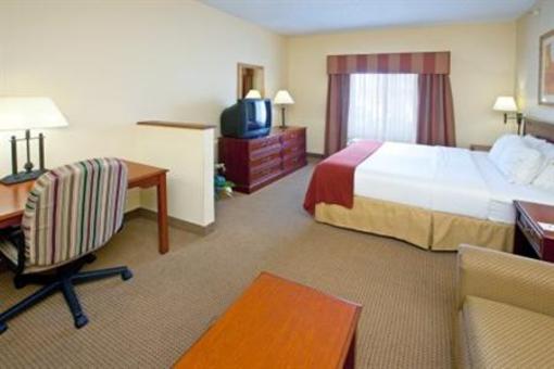 фото отеля Holiday Inn Express Hotel & Suites Muncie