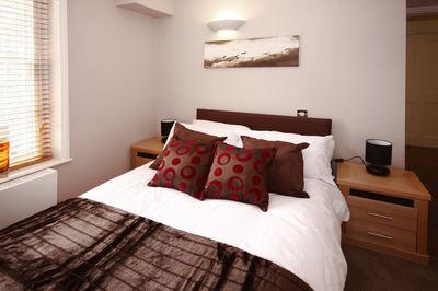 фото отеля Berkshire Rooms at Wokingham Apartments