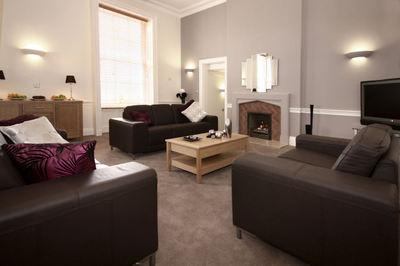 фото отеля Berkshire Rooms at Wokingham Apartments