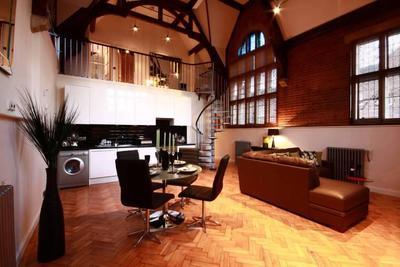 фото отеля Berkshire Rooms at Wokingham Apartments