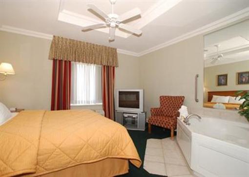 фото отеля Comfort Inn at Founders Tower