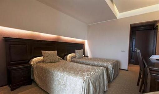 фото отеля Aparthotel Alpin Poiana Brasov