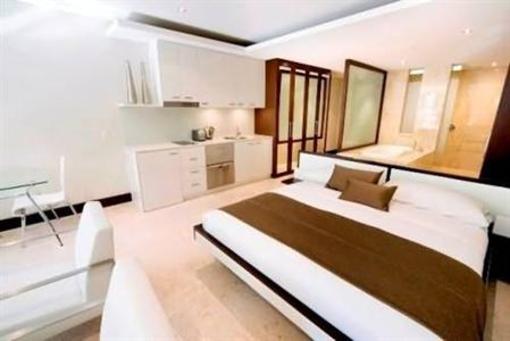 фото отеля Santai Retreat Apartments Casuarina Beach