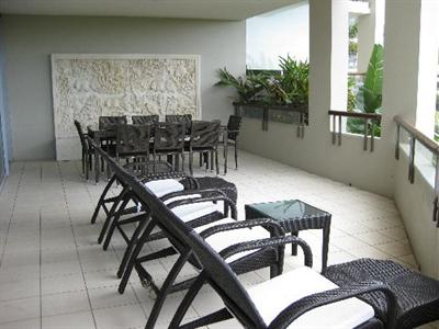 фото отеля Santai Retreat Apartments Casuarina Beach