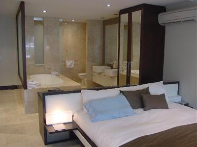 фото отеля Santai Retreat Apartments Casuarina Beach