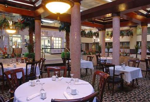 фото отеля Holiday Inn Chicago North Shore Skokie