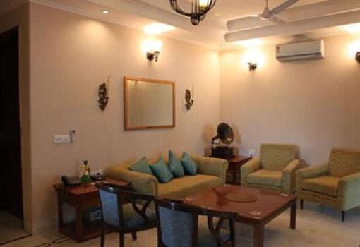 фото отеля Saket Bed and Breakfast New Delhi