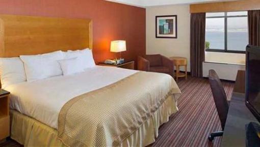 фото отеля Doubletree Hotel San Francisco Airport