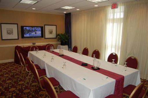 фото отеля Holiday Inn Oceanfront at Surfside Beach