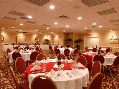 фото отеля Holiday Inn Oceanfront at Surfside Beach