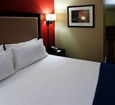 фото отеля Holiday Inn Express Hotel & Suites Boston Garden