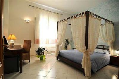 фото отеля Cedrino Hotel Dorgali