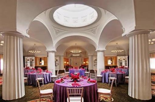 фото отеля Monaco Washington DC, a Kimpton Hotel