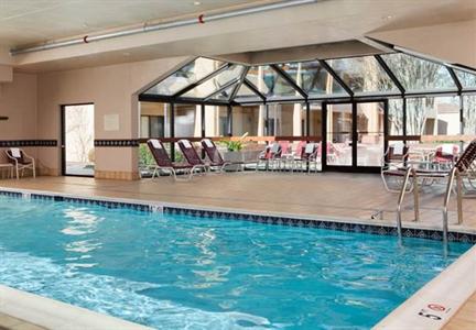 фото отеля Courtyard by Marriott Herndon Reston