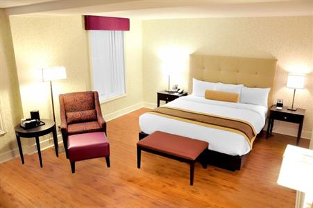 фото отеля BEST WESTERN PLUS Montreal Downtown- Hotel Europa