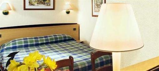 фото отеля Hotel Campanile Henin Beaumont Noyelles-Godault