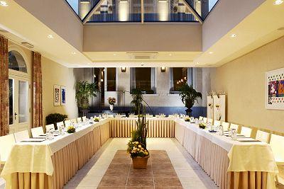 фото отеля Hotel Leopold Brussels