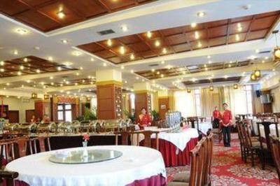 фото отеля Shiner Hotel Diqing