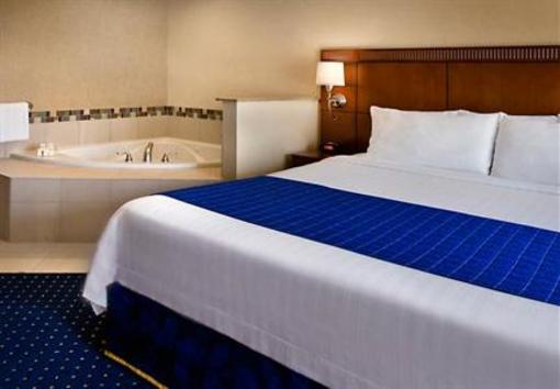 фото отеля Courtyard Hotel Paramus