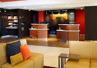 фото отеля Courtyard by Marriott Louisville East