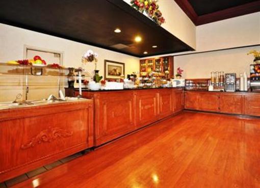 фото отеля BEST WESTERN PLUS Carlton Suites