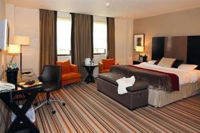 фото отеля Daresbury Park Hotel Warrington (England)