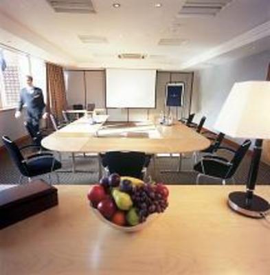 фото отеля Daresbury Park Hotel Warrington (England)