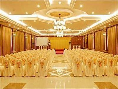 фото отеля Bamboo Green Harbourside Hotel