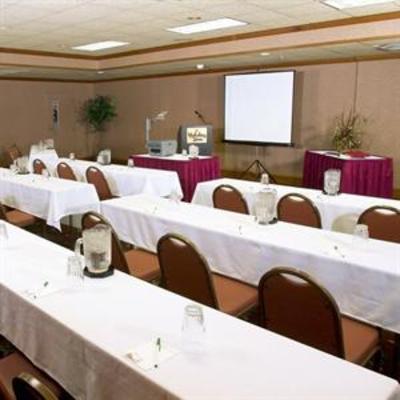 фото отеля Holiday Inn St. Louis South / I-55