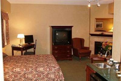 фото отеля Peterborough Inn & Suites Hotel