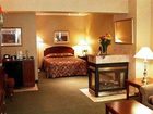 фото отеля Peterborough Inn & Suites Hotel