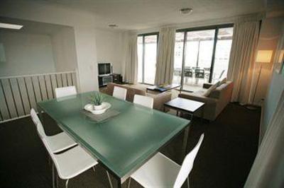 фото отеля Swell Resort Gold Coast