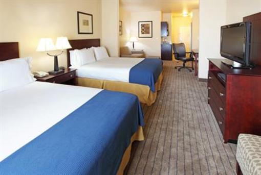 фото отеля Holiday Inn Express Hotel & Suites Marshall