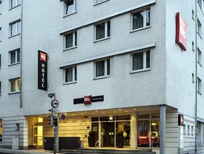 фото отеля Ibis Stuttgart Centrum