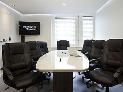 фото отеля Novotel Zurich Airport Messe