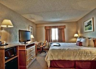 фото отеля Humphry Inn & Suites Winnipeg
