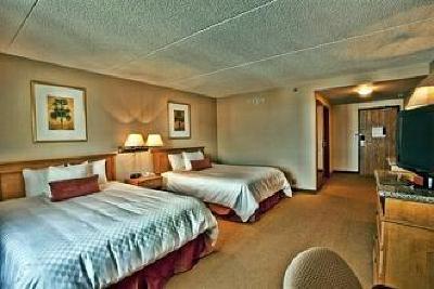 фото отеля Humphry Inn & Suites Winnipeg