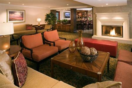 фото отеля Hilton Garden Inn Monterey