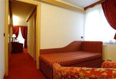 фото отеля Alphotel Taller Dimaro