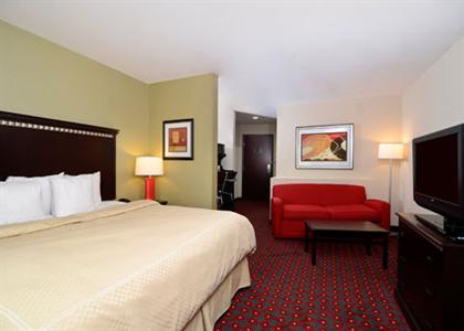фото отеля Comfort Suites Locust Grove