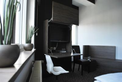 фото отеля Hotel Kronprinz Troisdorf