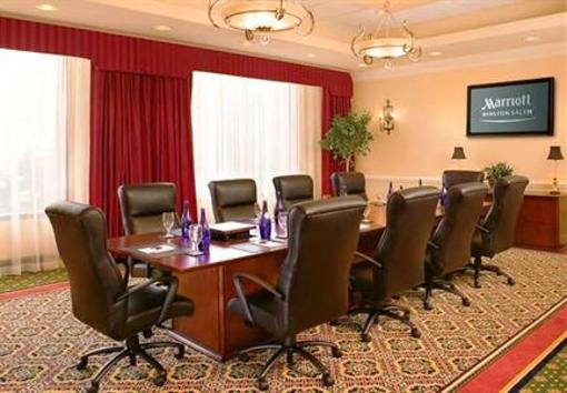 фото отеля Marriott Winston-Salem