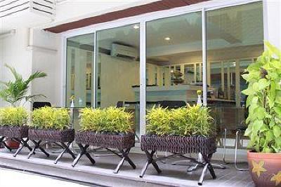 фото отеля Nantra De Comfort Hotel Bangkok