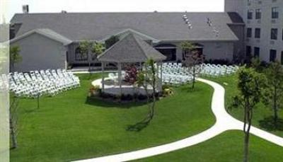 фото отеля Ashmore Inn & Suites