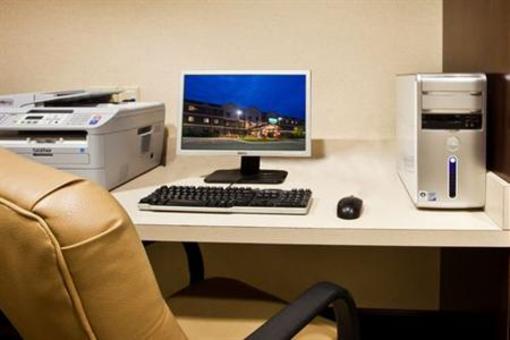 фото отеля Staybridge Suites East Lansing-Okemos (MSU Area)