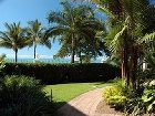 фото отеля Costa Royale Beachfront Apartments Trinity Beach Cairns