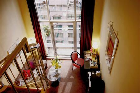 фото отеля Pruton Prudential Hotel