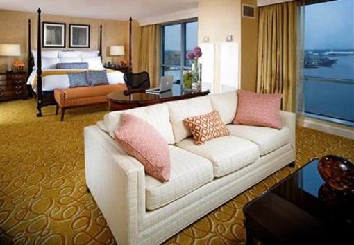 фото отеля Renaissance Portsmouth Hotel & Waterfront Conference Center