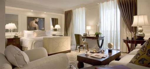 фото отеля Acqualina Resort & Spa on the Beach