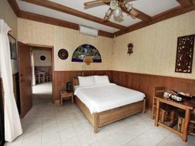 фото отеля Lake Mabprachan Resort